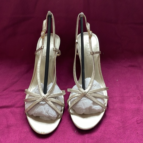 Lauren Ralph Lauren Strappy Gold Slingback Sandal! Size 7.5. See Notes & Photos! - Picture 2 of 16